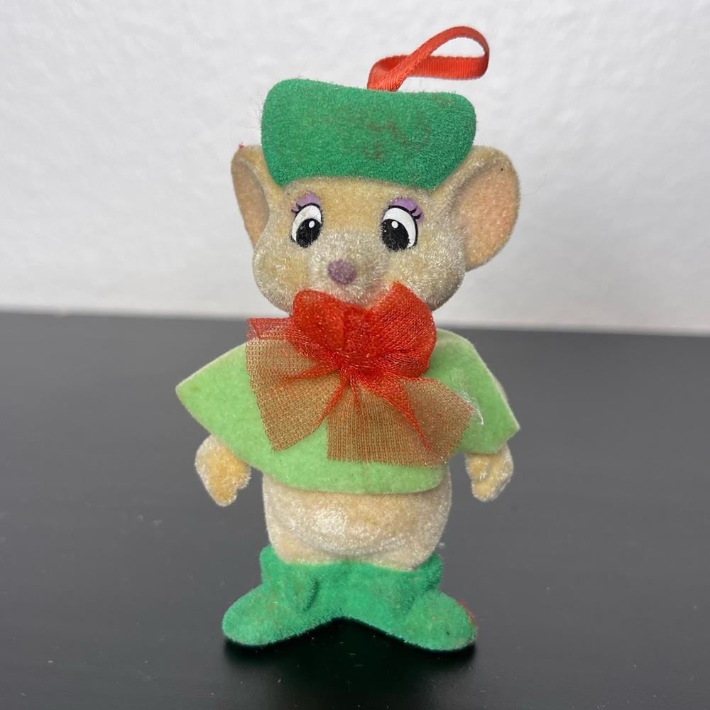 Disney Rescuers Down Under Miss‎ Bianca Flocked Fuzzy Christmas Ornament